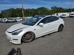5YJ3E1EB1KF407084 2019 TESLA MODEL 3
