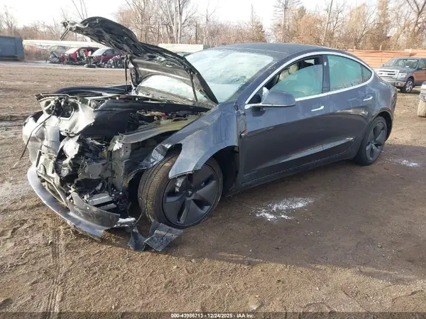 5YJ3E1EB1KF408137 2019 TESLA MODEL 3 - Image 2
