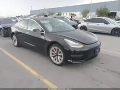 5YJ3E1EB1KF413693 2019 TESLA MODEL 3