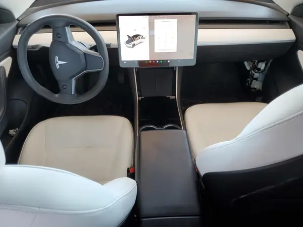 5YJ3E1EB1KF421647 2019 TESLA MODEL 3 - Image 8