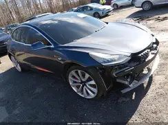 5YJ3E1EB1KF426217 2019 TESLA MODEL 3