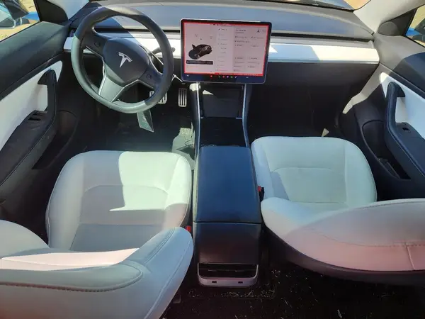 5YJ3E1EB1KF434205 2019 TESLA MODEL 3 - Image 8