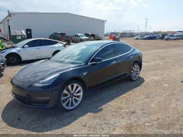 5YJ3E1EB1KF438335 2019 TESLA MODEL 3 - Image 2