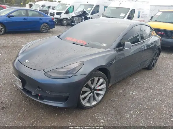 5YJ3E1EB1KF453529 2019 TESLA MODEL 3 - Image 2
