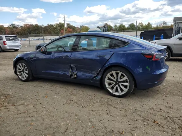 5YJ3E1EB1KF453952 2019 TESLA MODEL 3 - Image 2