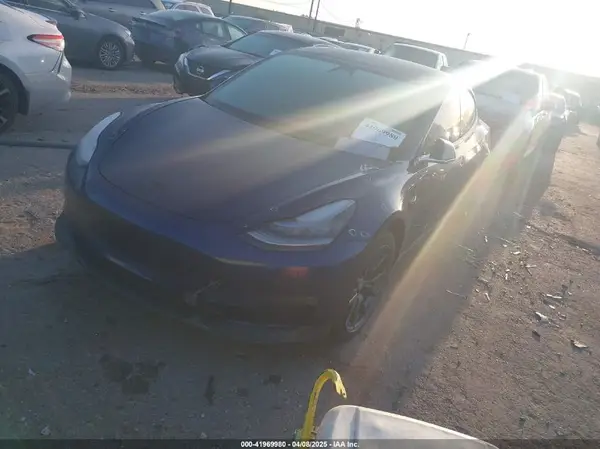 5YJ3E1EB1KF464983 2019 TESLA MODEL 3 - Image 2