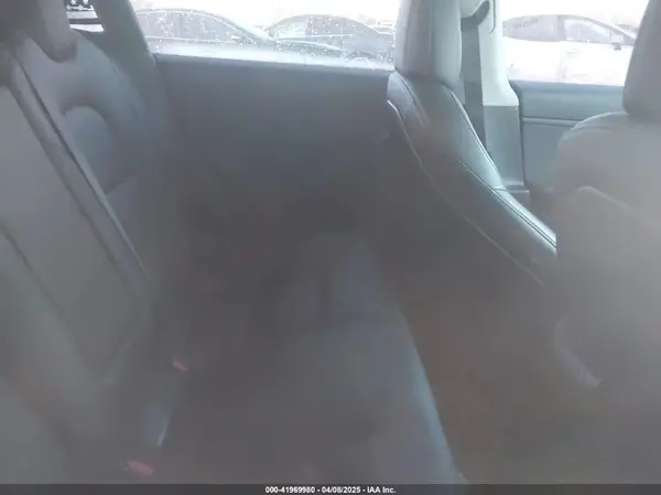 5YJ3E1EB1KF464983 2019 TESLA MODEL 3 - Image 8