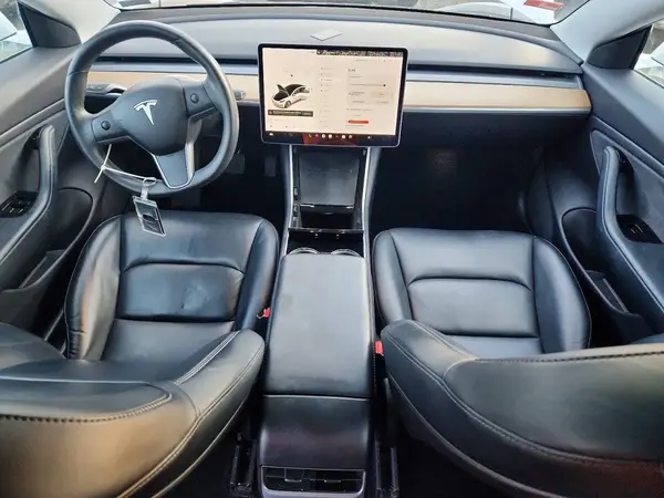 5YJ3E1EB1KF469424 2019 TESLA MODEL 3 - Image 8