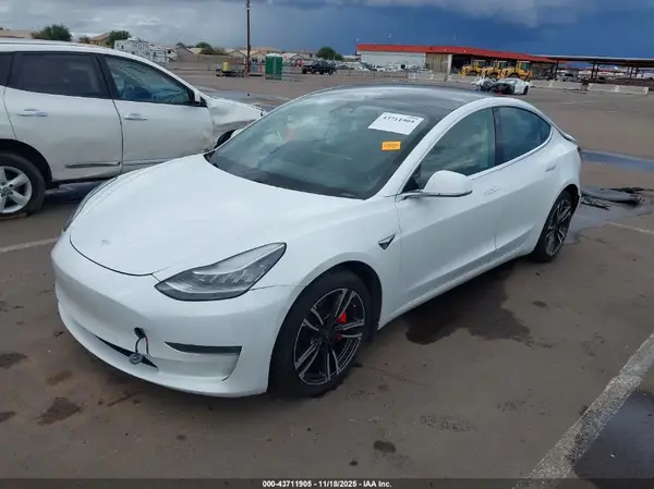 5YJ3E1EB1KF486952 2019 TESLA MODEL 3 - Image 2