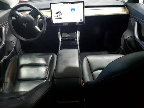 5YJ3E1EB1KF493240 2019 TESLA MODEL 3 - Image 8