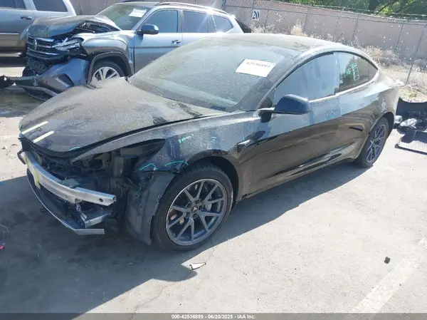 5YJ3E1EB1KF497045 2019 TESLA MODEL 3 - Image 2
