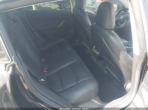 5YJ3E1EB1KF497045 2019 TESLA MODEL 3 - Image 8