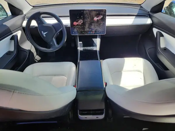 5YJ3E1EB1KF497904 2019 TESLA MODEL 3 - Image 8