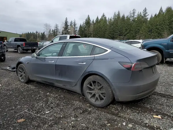 5YJ3E1EB1KF510229 2019 TESLA MODEL 3 - Image 2