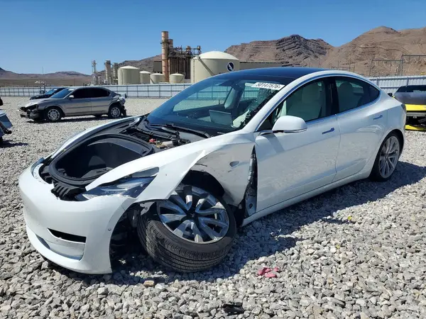 5YJ3E1EB1KF513356 2019 TESLA MODEL 3 - Image 1