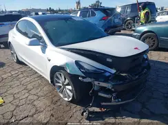 5YJ3E1EB1KF513390 2019 TESLA MODEL 3