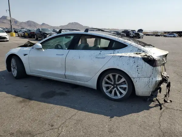 5YJ3E1EB1KF513406 2019 TESLA MODEL 3 - Image 2