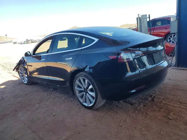 5YJ3E1EB1KF543134 2019 TESLA MODEL 3 - Image 2