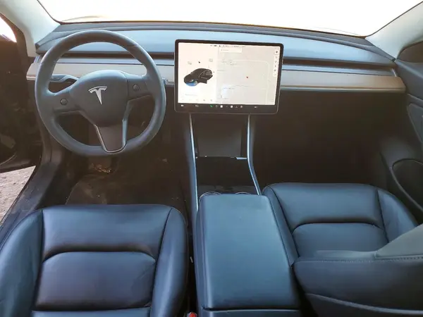 5YJ3E1EB1KF543134 2019 TESLA MODEL 3 - Image 8