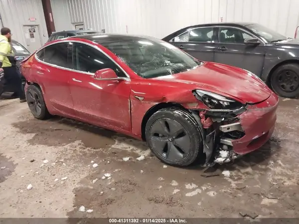 5YJ3E1EB1LF600370 2020 TESLA MODEL 3 - Image 1