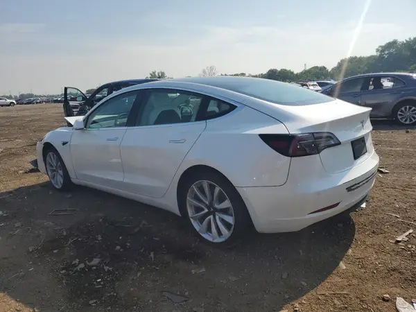 5YJ3E1EB1LF601258 2020 TESLA MODEL 3 - Image 2