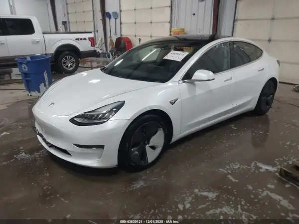 5YJ3E1EB1LF618738 2020 TESLA MODEL 3 - Image 2