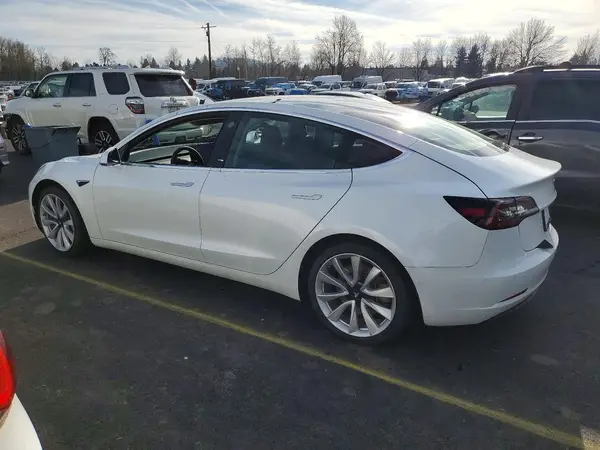 5YJ3E1EB1LF620957 2020 TESLA MODEL 3 - Image 2