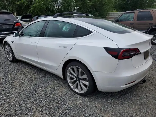5YJ3E1EB1LF621428 2020 TESLA MODEL 3 - Image 2