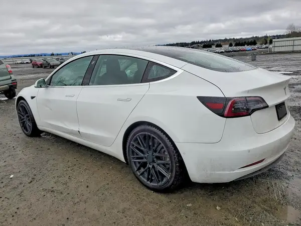 5YJ3E1EB1LF621445 2020 TESLA MODEL 3 - Image 2