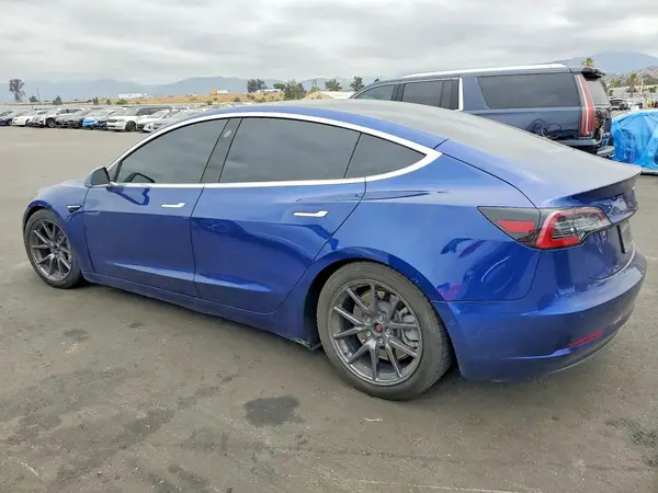 5YJ3E1EB1LF636379 2020 TESLA MODEL 3 - Image 2