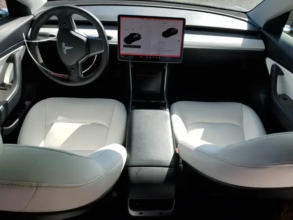 5YJ3E1EB1LF638925 2020 TESLA MODEL 3 - Image 8