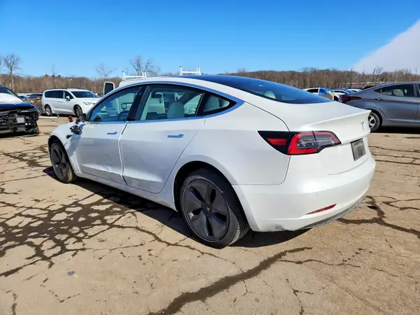 5YJ3E1EB1LF639623 2020 TESLA MODEL 3 - Image 2