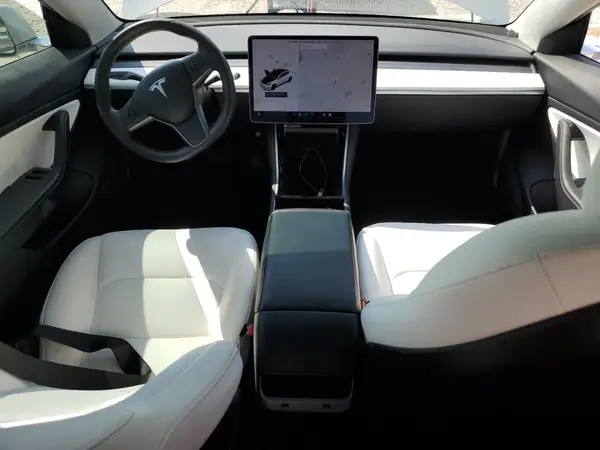5YJ3E1EB1LF639783 2020 TESLA MODEL 3 - Image 8