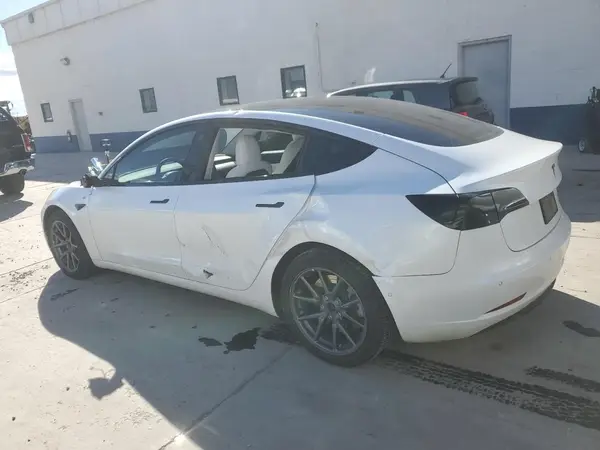 5YJ3E1EB1LF639900 2020 TESLA MODEL 3 - Image 2