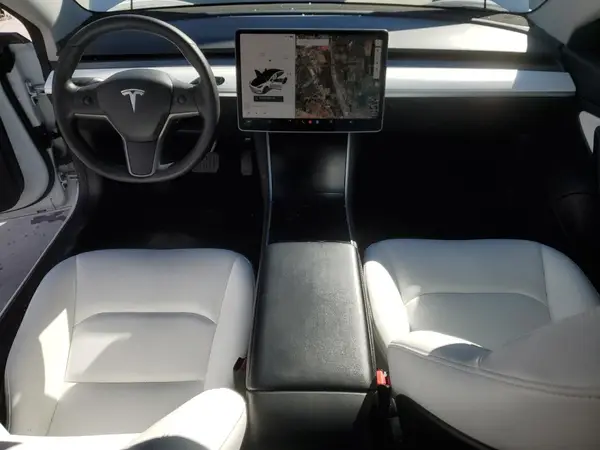 5YJ3E1EB1LF639900 2020 TESLA MODEL 3 - Image 8