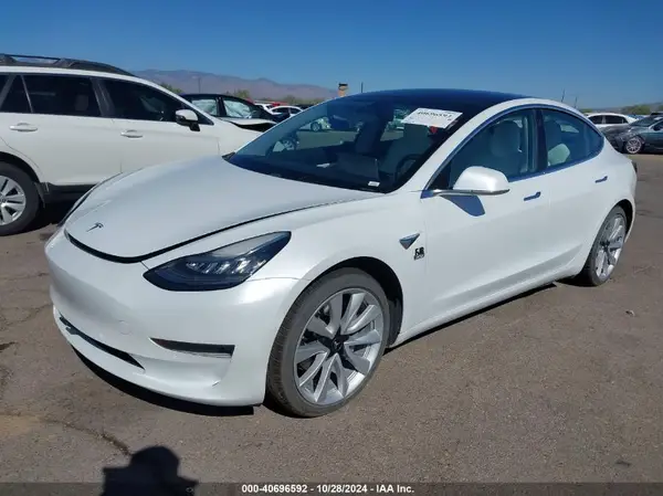5YJ3E1EB1LF640500 2020 TESLA MODEL 3 - Image 2
