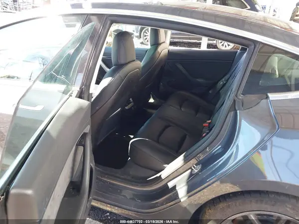 5YJ3E1EB1LF663761 2020 TESLA MODEL 3 - Image 8