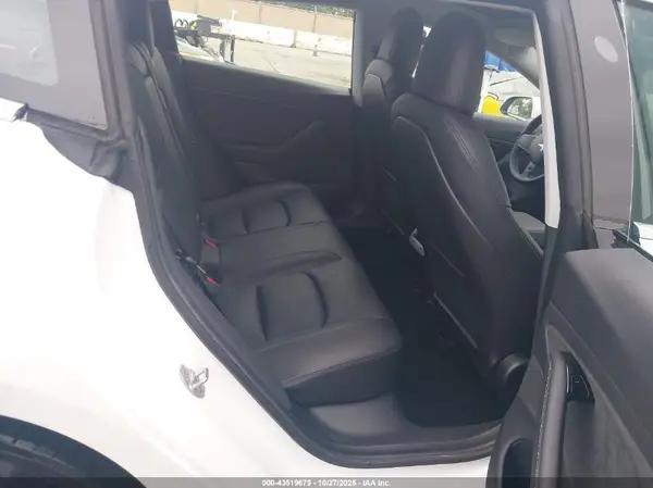 5YJ3E1EB1LF664943 2020 TESLA MODEL 3 - Image 8