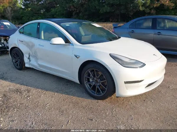 5YJ3E1EB1LF665106 2020 TESLA MODEL 3 - Image 1