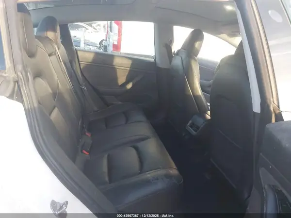 5YJ3E1EB1LF711291 2020 TESLA MODEL 3 - Image 8