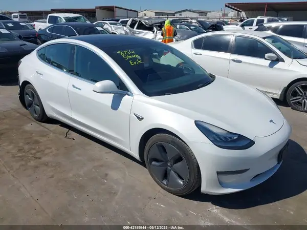 5YJ3E1EB1LF711632 2020 TESLA MODEL 3 - Image 1