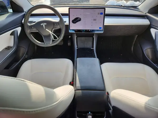 5YJ3E1EB1LF735784 2020 TESLA MODEL 3 - Image 8