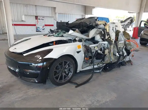 5YJ3E1EB1LF783236 2020 TESLA MODEL 3 - Image 2
