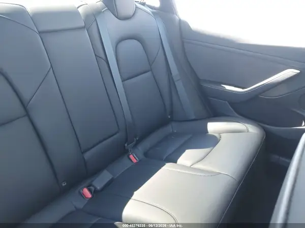 5YJ3E1EB1MF003687 2021 TESLA MODEL 3 - Image 8