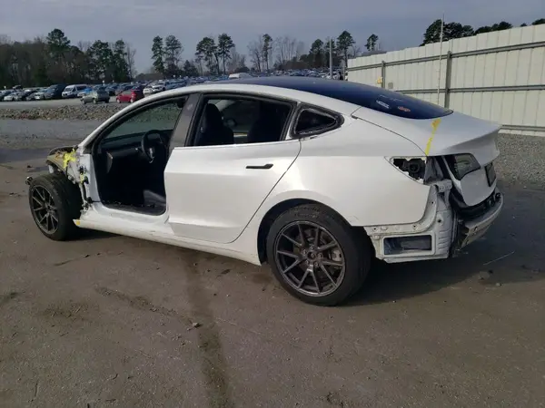 5YJ3E1EB1MF010087 2021 TESLA MODEL 3 - Image 2