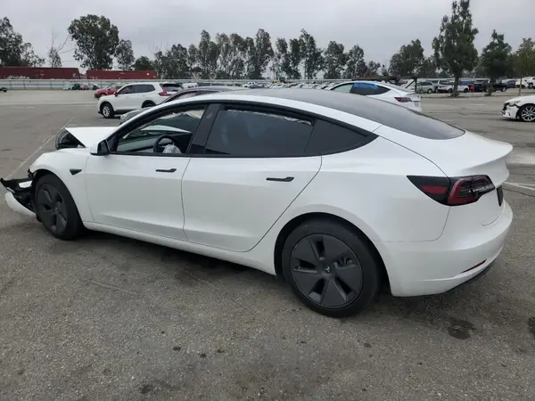 5YJ3E1EB1MF032669 2021 TESLA MODEL 3 - Image 2