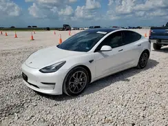 5YJ3E1EB1MF034230 2021 TESLA MODEL 3