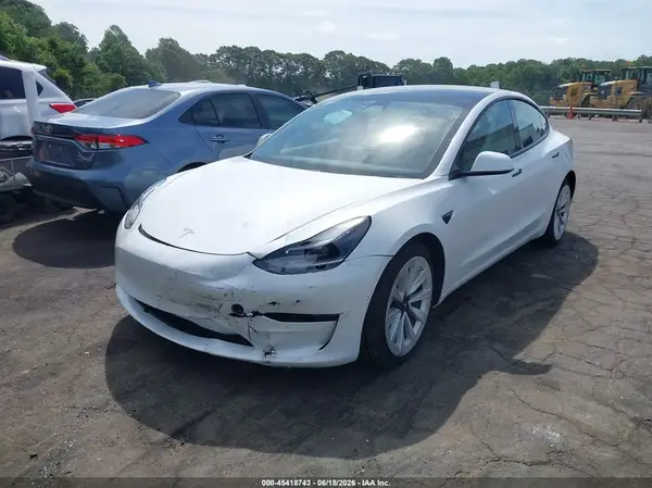 5YJ3E1EB1MF035443 2021 TESLA MODEL 3 - Image 2