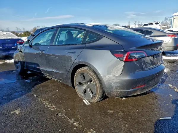 5YJ3E1EB1MF036401 2021 TESLA MODEL 3 - Image 2