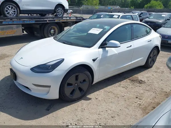 5YJ3E1EB1MF044076 2021 TESLA MODEL 3 - Image 2